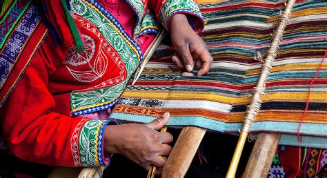 what is the main drawing instrument used in paño art? the intricate patterns in paño textiles often mirror the complex weaving techniques.